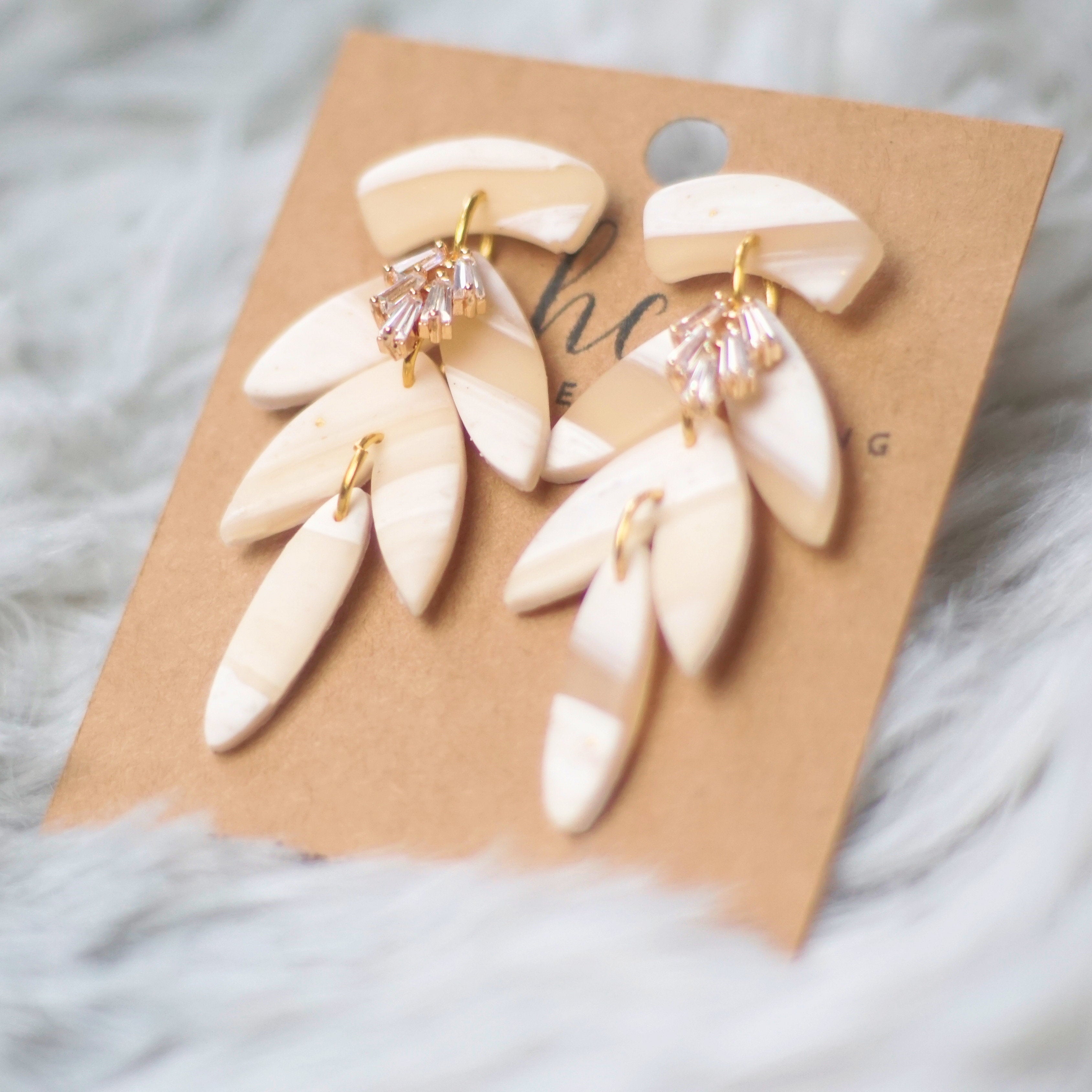 The Elegant Bride Earrings